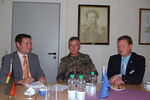 v.l.n.r. Markus Kurze, Vorsitzender des Stadtrates Burg; Oberst Uwe Fröhlich, Stv. Kommandeur Log.Rgt. 17; Bürgermeister Jörg Rehbaum während ihres Besuches in der Clausewitz-Kaserne